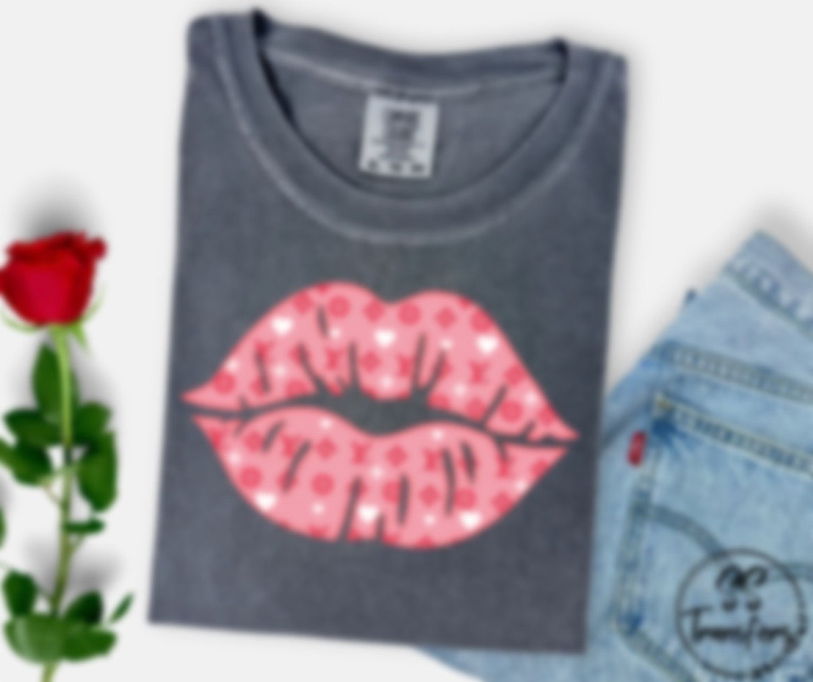 FB Exclusive Lips DTF Transfer