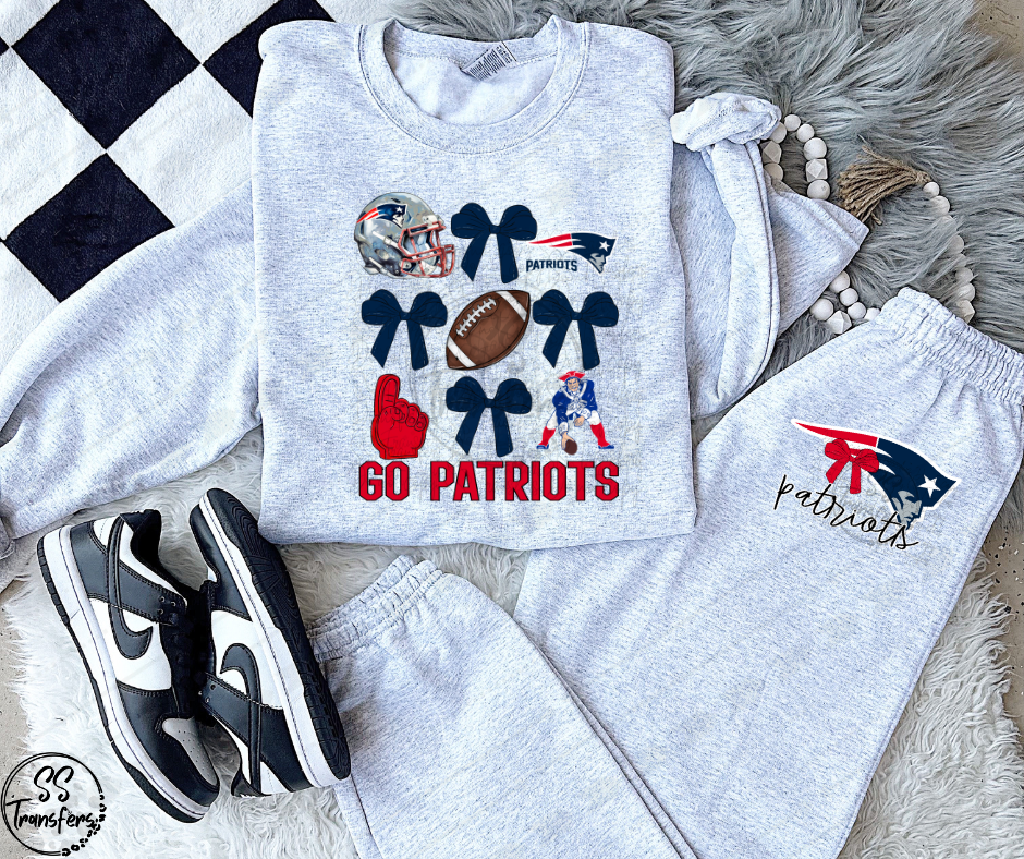 Pats Helmet and Bow (pocket included) DTF Transfer